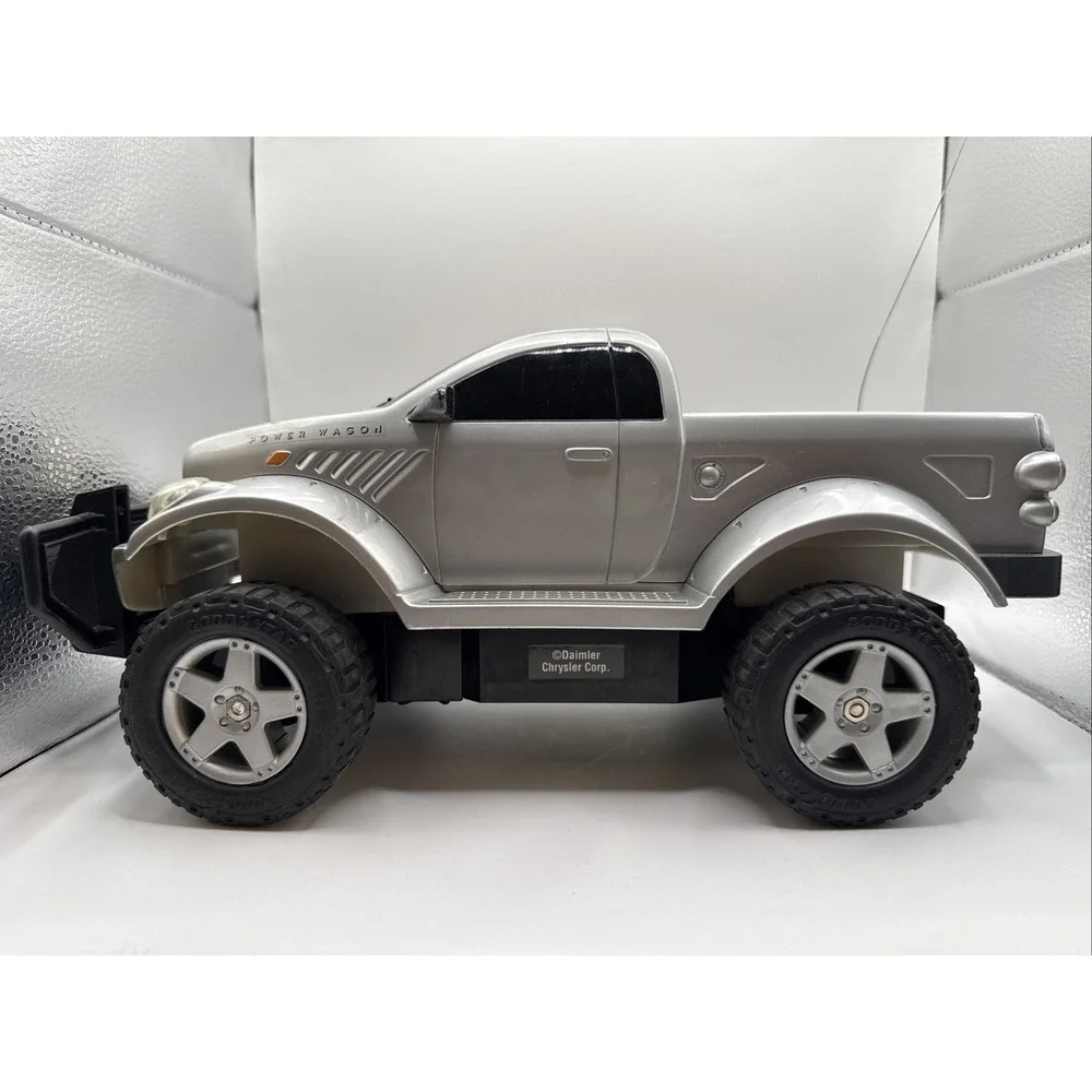 Rare Dodge Power Wagon 1998 Mattel Daimler TYCO RC‎ Car UNTESTED